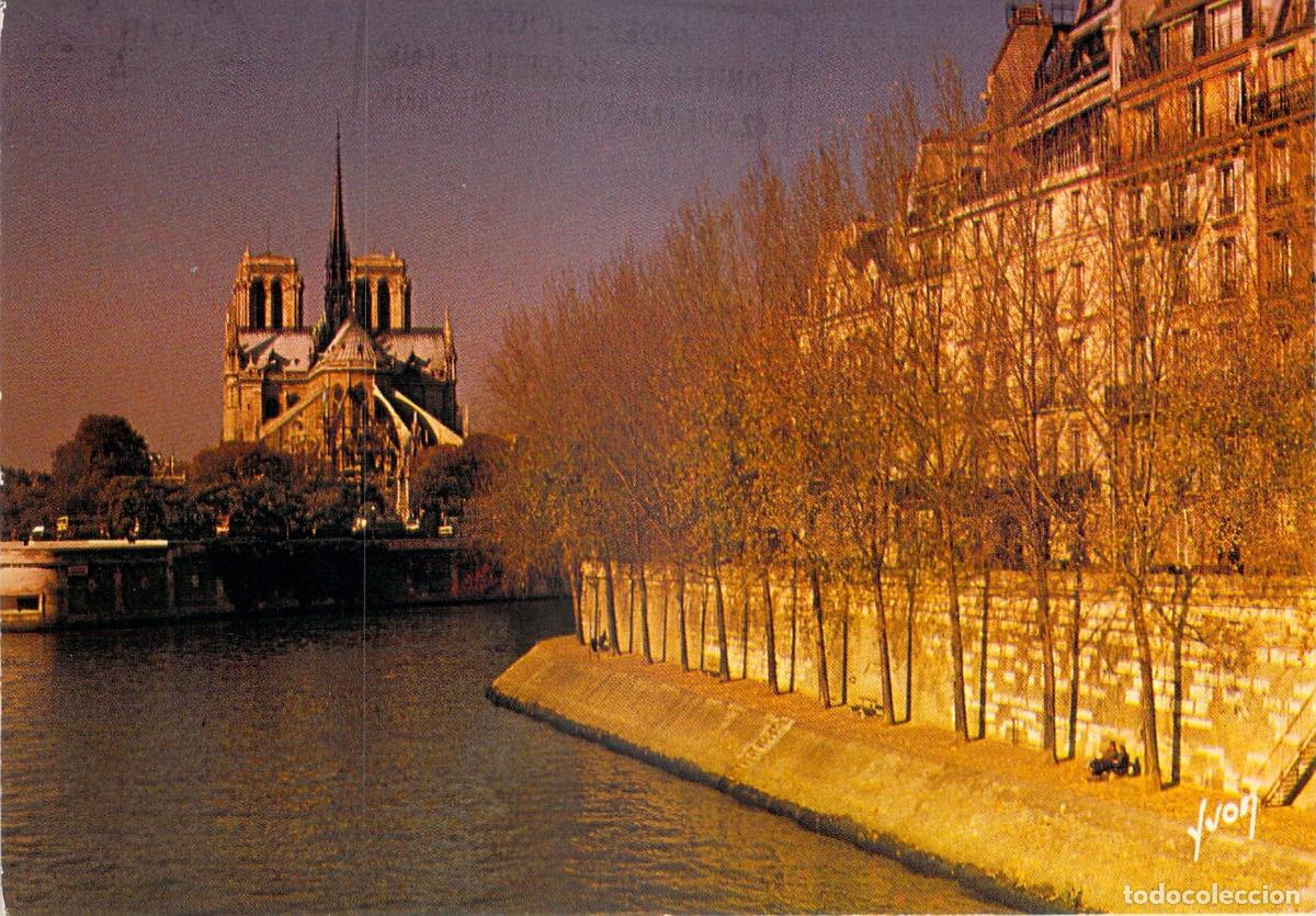 Postales: Postal de Par&iacute;s con la Catedral de Notre-Dame y el R&iacute;o Sena