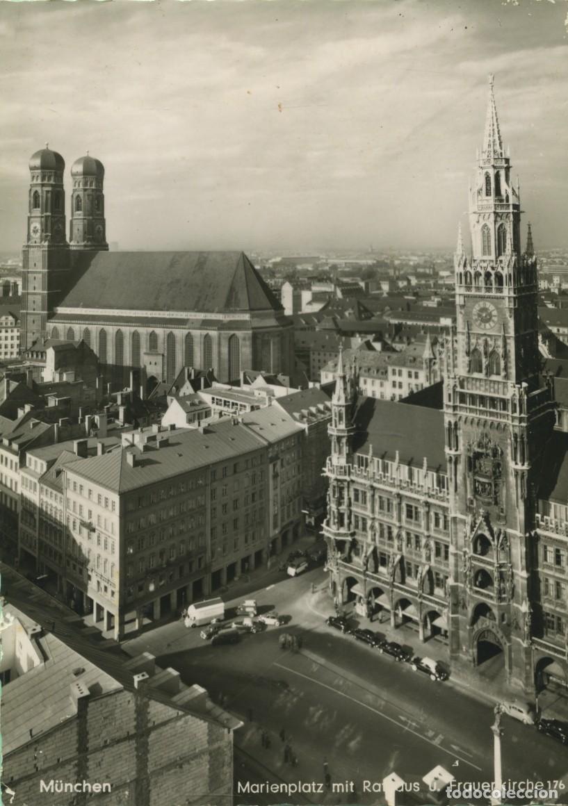 Postales: MUNICH. Alemania. Marienplatz con Rabau y Frauerkirche 176. Circulada en 1957. ED. AUFNAHME & VERLOC