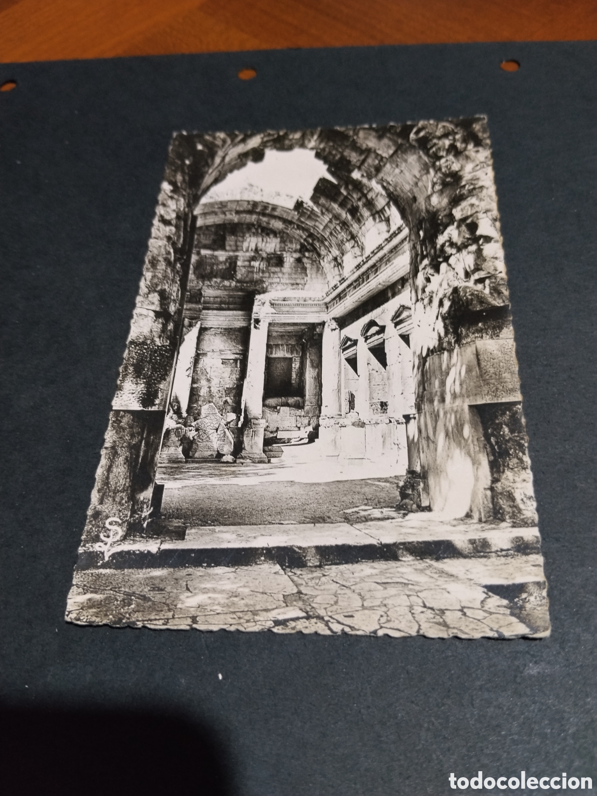 Postales: Postal Nimes templo ruinas