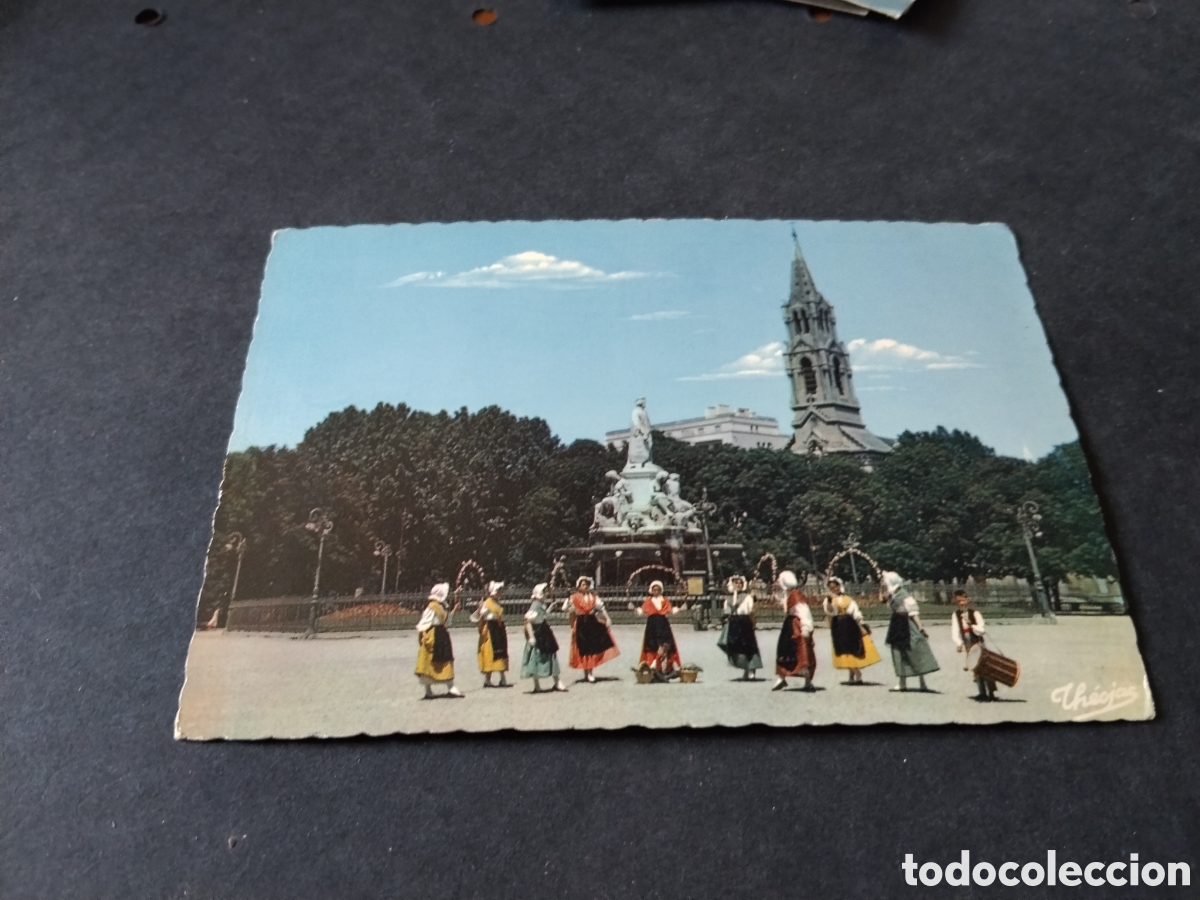 Postales: Postal Nimes la provincia del folklore