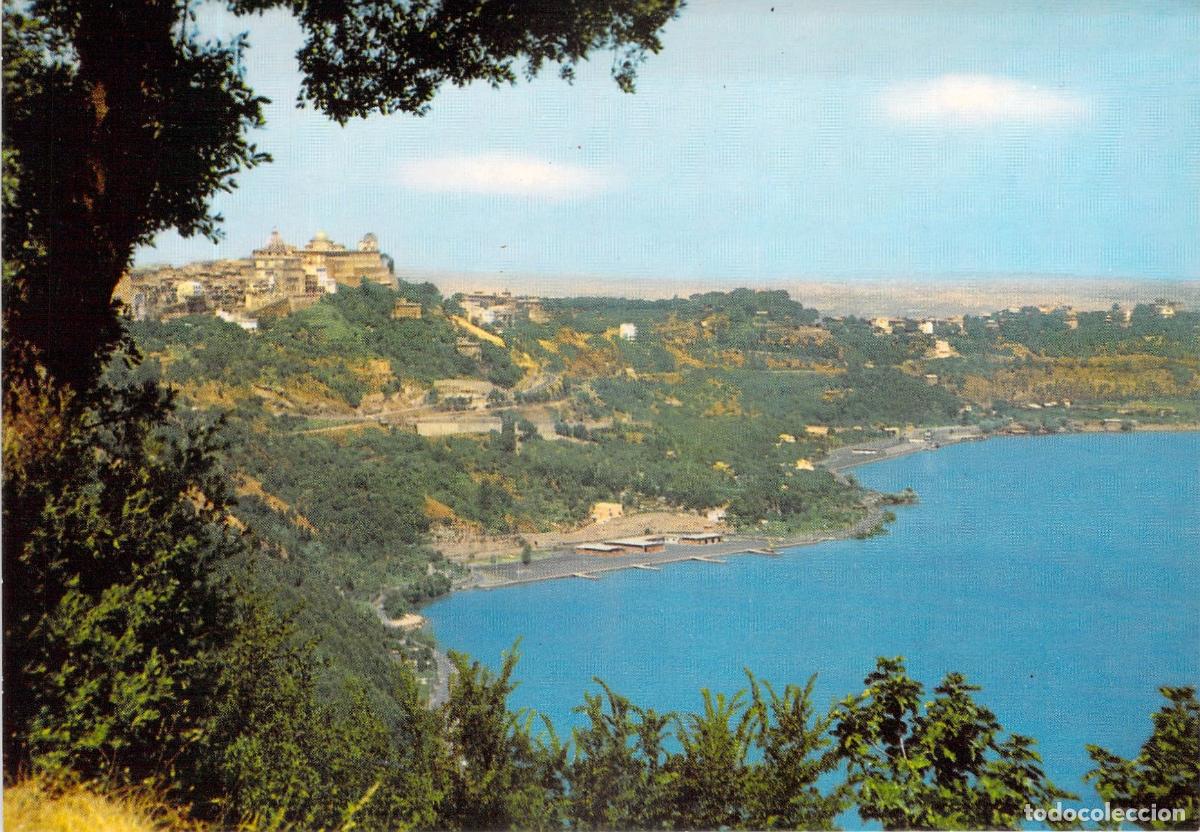 Postales: Postal de Castel Gandolfo con vista panor&aacute;mica al Lago Albano