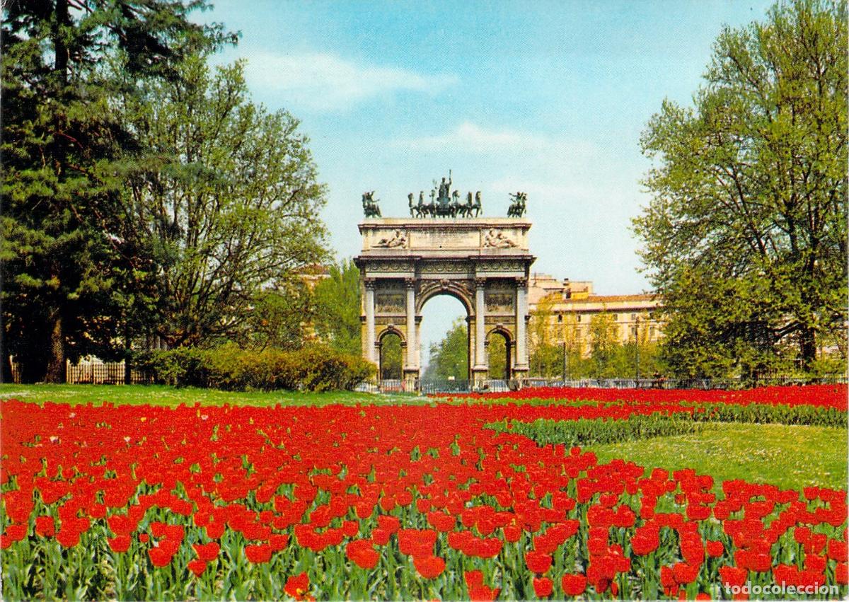 Postales: Postal de Italia: Arco della Pace en Mil&aacute;n rodeado de flores