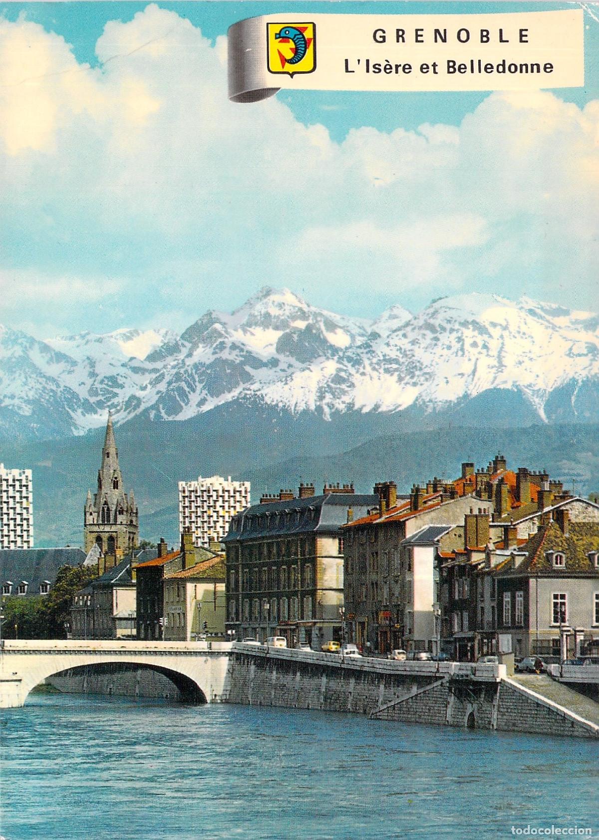 Postales: Postal de Grenoble, Iglesia Saint Andr&eacute; y Monta&ntilde;as Belledonne