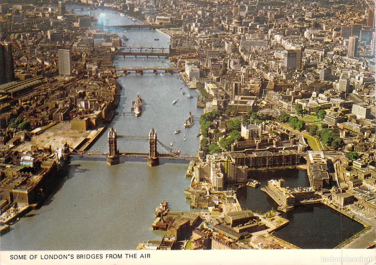 Postales: Postal de Londres con vista a&eacute;rea de los puentes sobre el r&iacute;o T&aacute;mesis