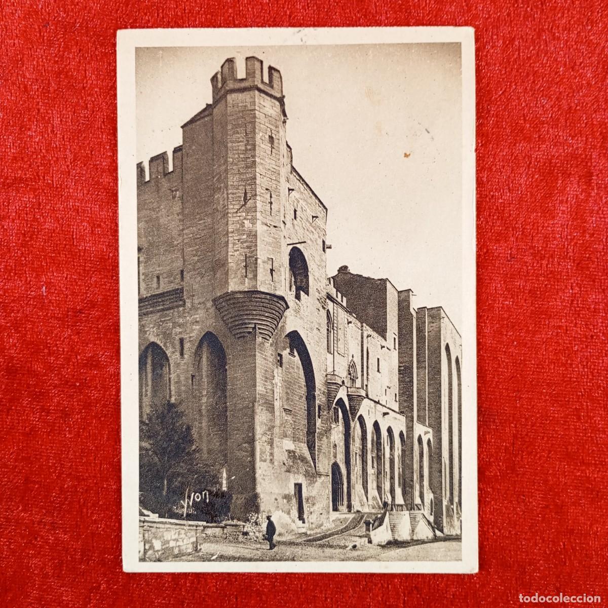 Postales: POSTAL - LA DOUCE FRANCE - AVIGNON - PALAIS DES PAPES - LA TOUR D'ANGLE - 8 - RAR&Iacute;SIMA / 973