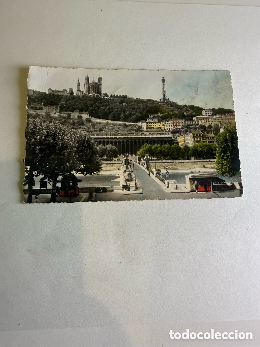 Postales: Postal Lyon (Francia) &ndash; Pont du Palais de Justice y Colina de Fourvi&egrave;re 1948