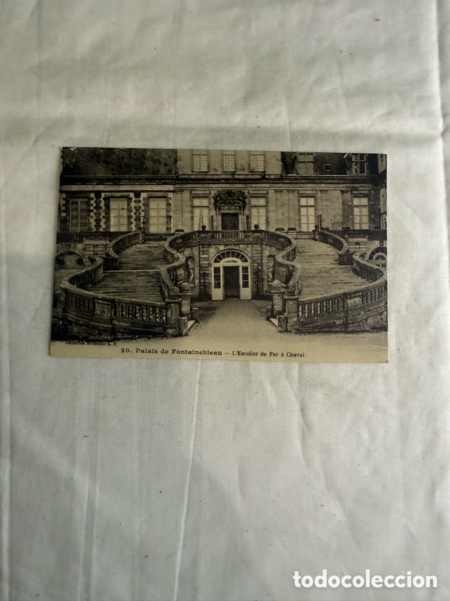 Postales: Postal Fontainebleau &ndash; Palacio de Fontainebleau, Escalera del Fer &agrave; Cheval &ndash; Blanco y negro