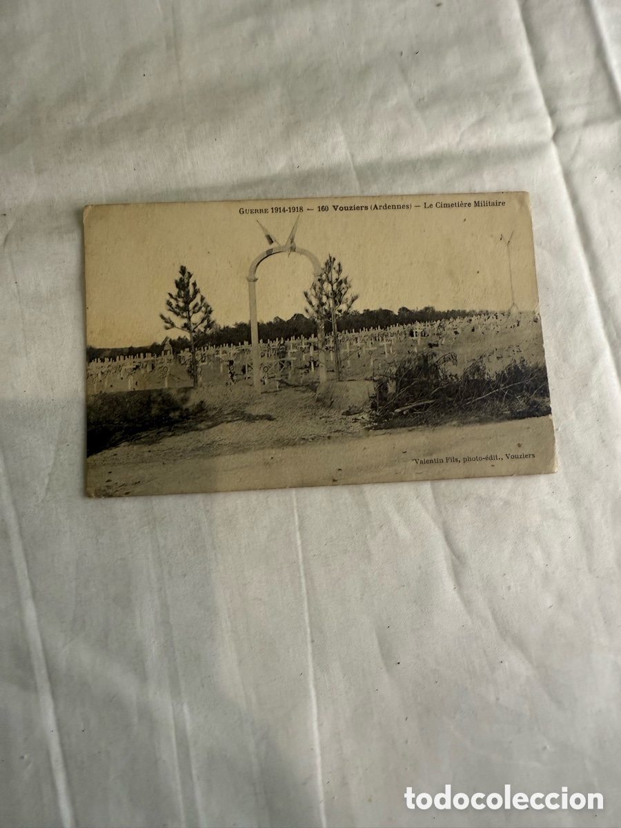 Postales: Postal Vouziers Ardennes Cementerio Militar Guerra 1914-1918 Blanco y negro Original de la &eacute;poca
