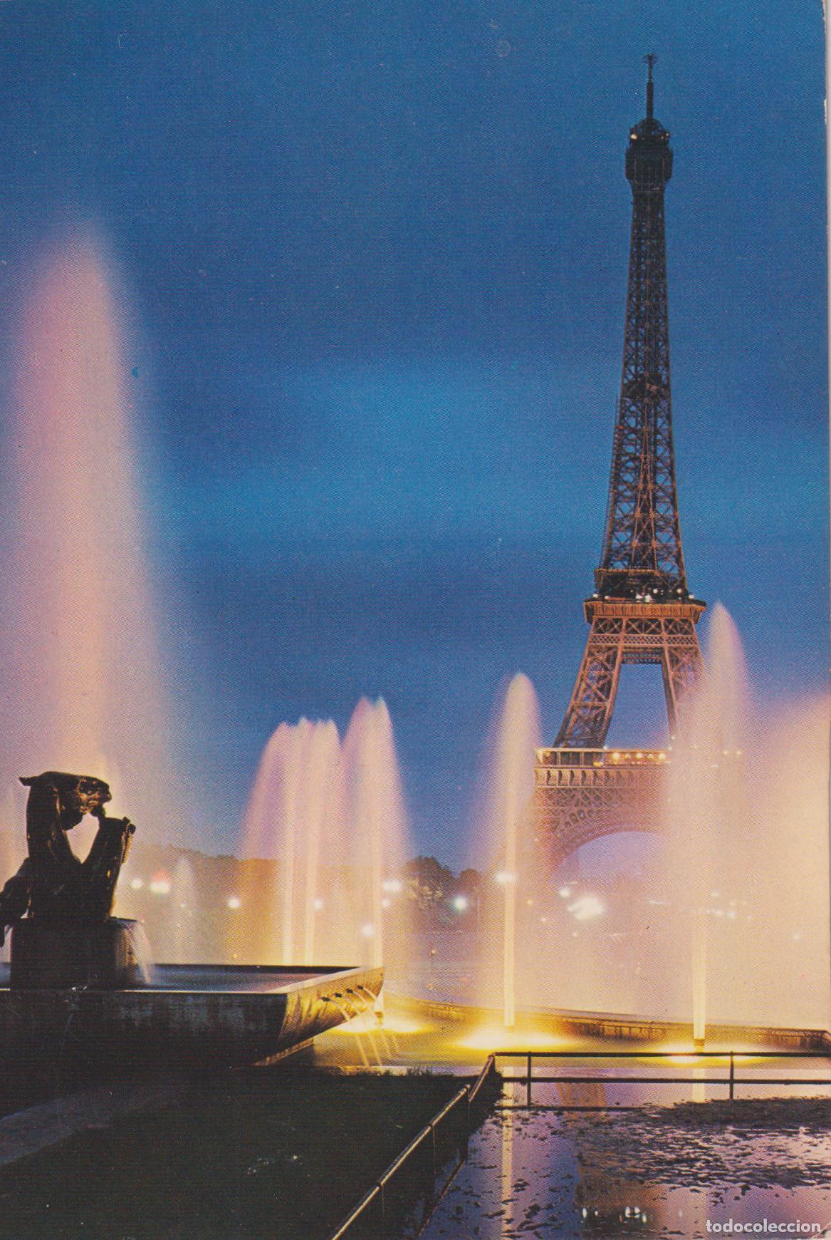 Postales: PARIS, LA TOUR EIFFEL ILLUMIN&Eacute;E LES FONTAINES DU TROCAD&Eacute;RO - EDITIONS CHANTAL - S/C