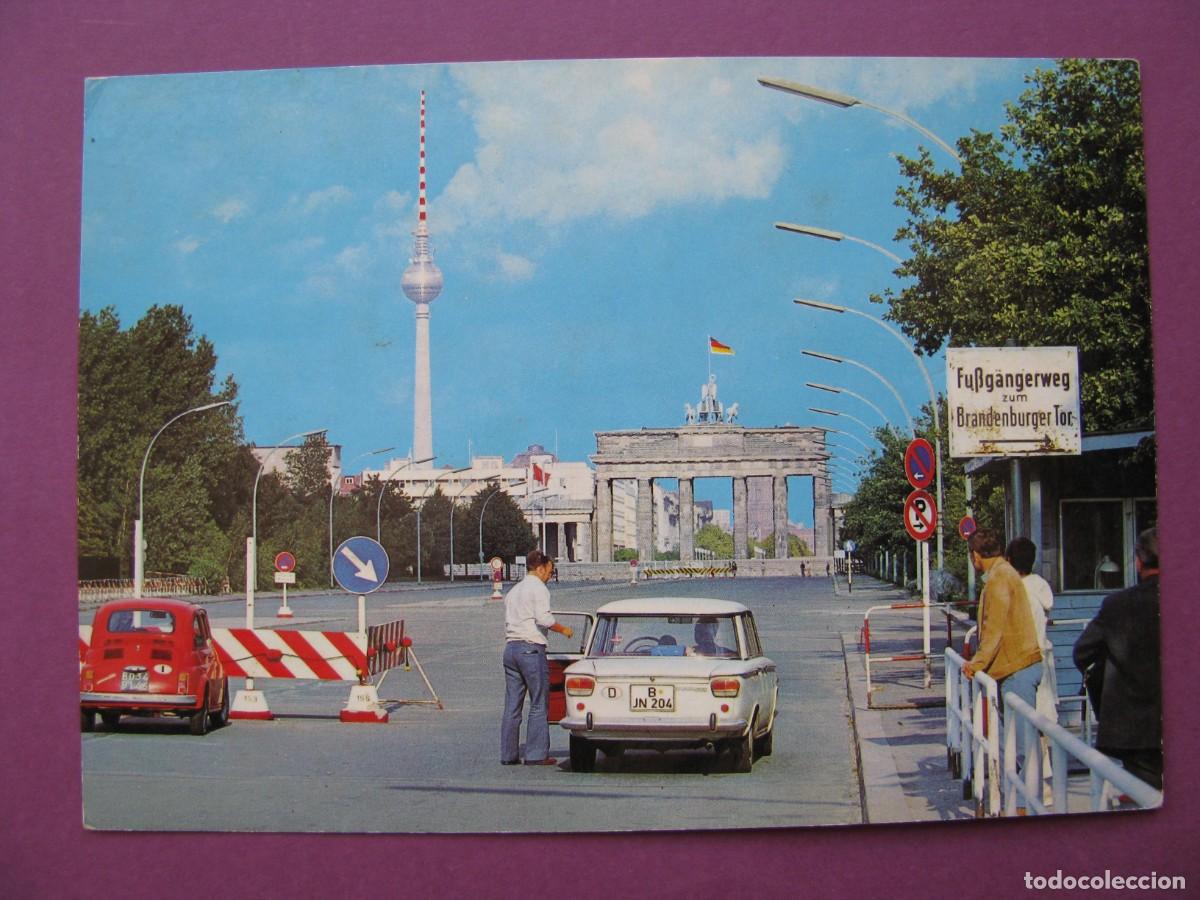 Postales: POSTAL DE BERLIN. BRANDENBURGER TOR. LA PUERTA DE BRANDEBURGO. BERLIN OCCIDENTAL