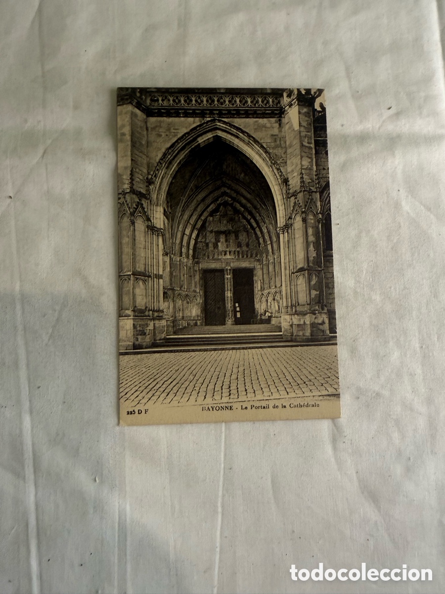 Postales: Postal Bayonne Catedral Portal g&oacute;tico blanco y negro original de la &eacute;poca