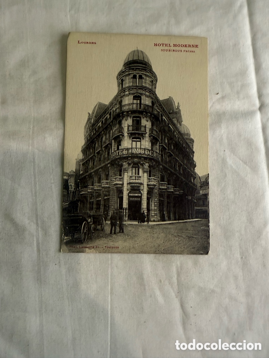 Postales: Postal Lourdes Hotel Moderne Soubirous Fr&egrave;res blanco y negro original de la &eacute;poca