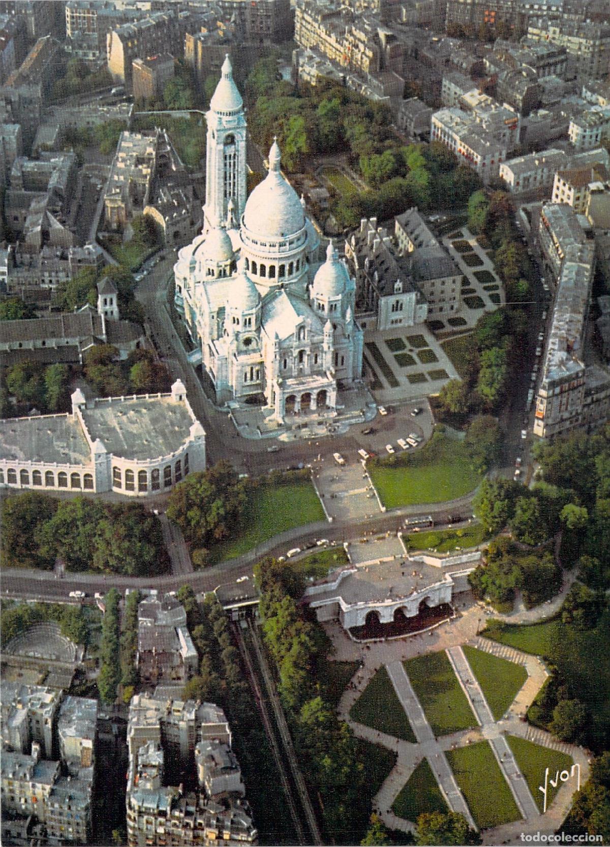 Postales: Postal de la Bas&iacute;lica del Sacr&eacute;-C&oelig;ur en Par&iacute;s vista desde el aire