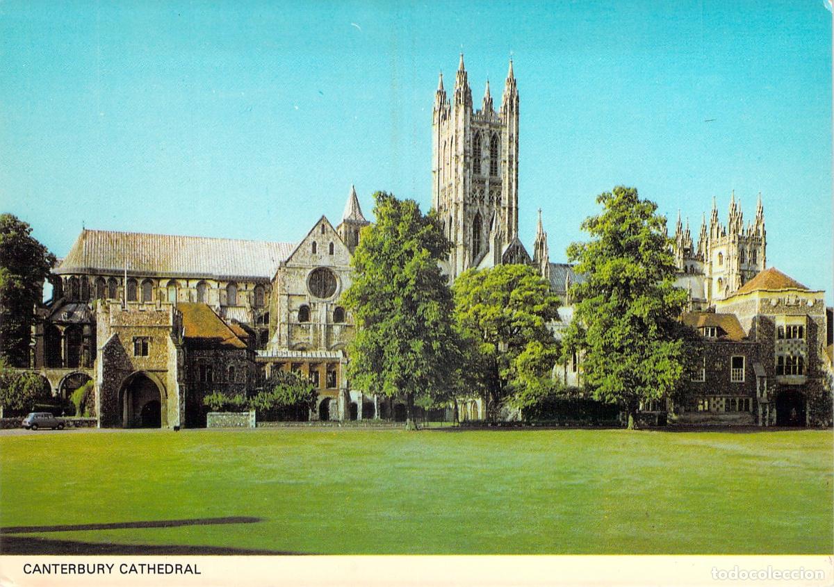 Postales: Postal de la Catedral de Canterbury desde el Green Court