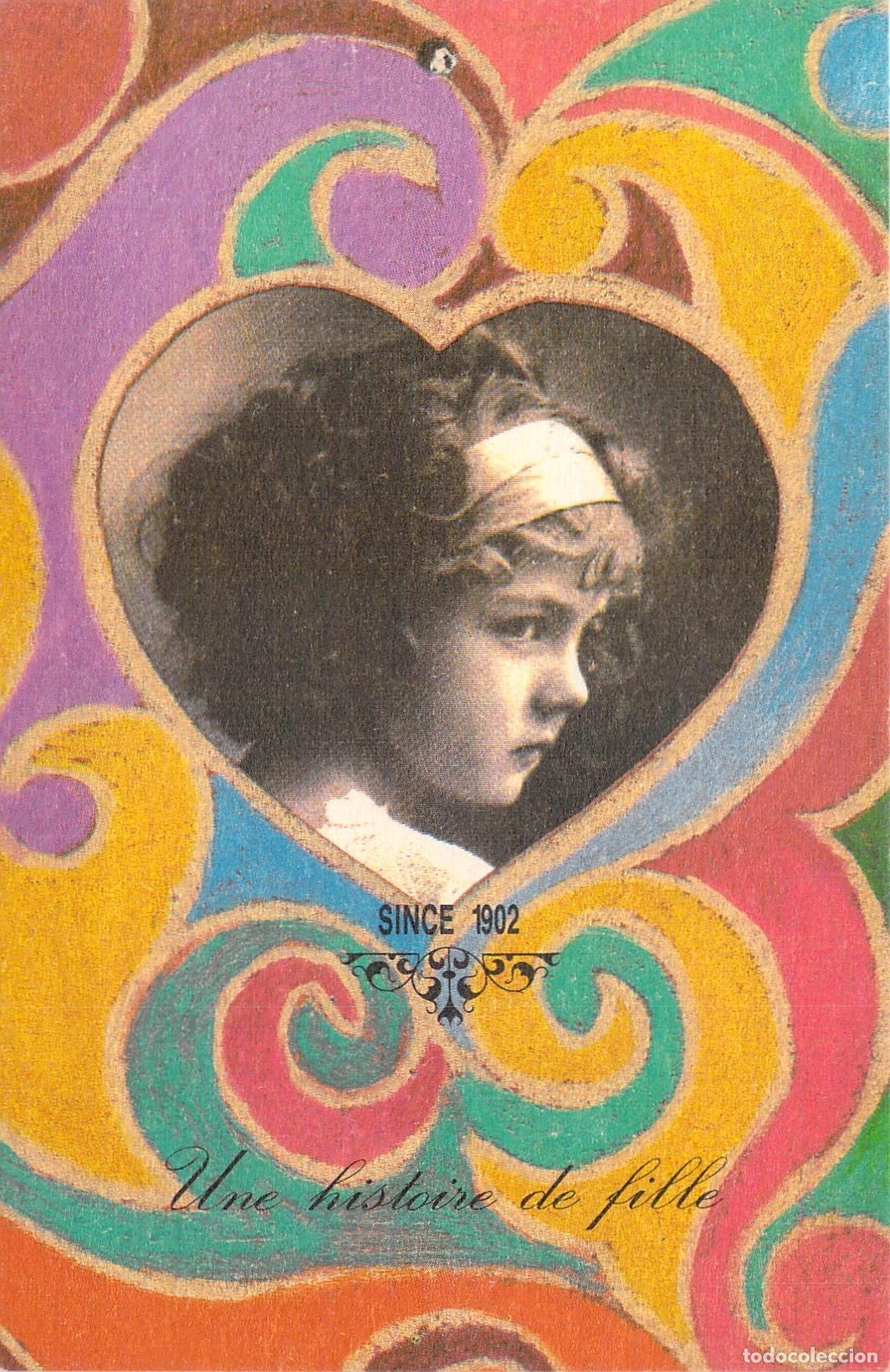 Postales: Postal con retrato de ni&ntilde;a en marco de coraz&oacute;n decorativo