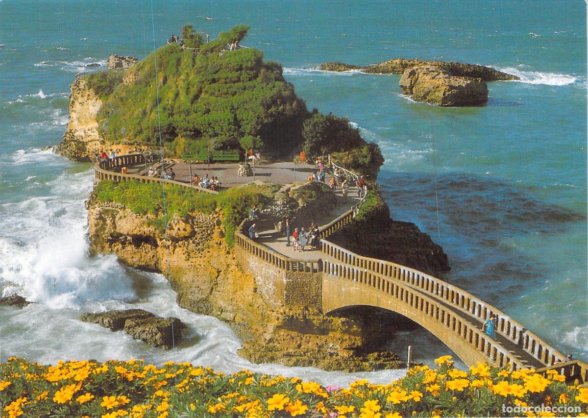 Postales: Postal de Biarritz con el Rocher du Basta