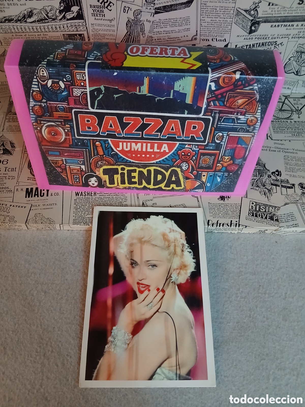 Postales: Postal madonna love color