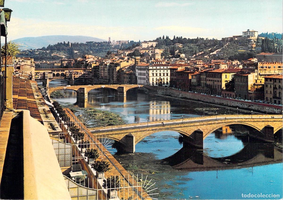 Postales: Postal de Florencia con vista al R&iacute;o Arno