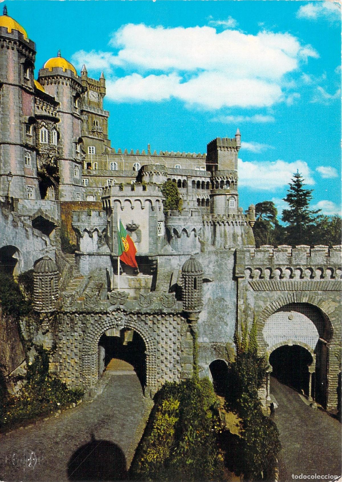 Postales: Postal de Sintra: El Pal&aacute;cio Nacional da Pena y su Puerta &Aacute;rabe