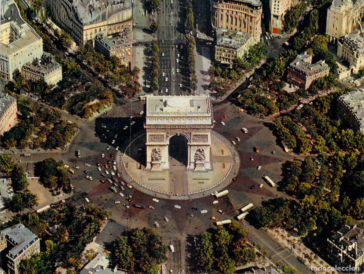 Postales: Postal de Par&iacute;s con el Arco de Triunfo y Place Charles-de-Gaulle
