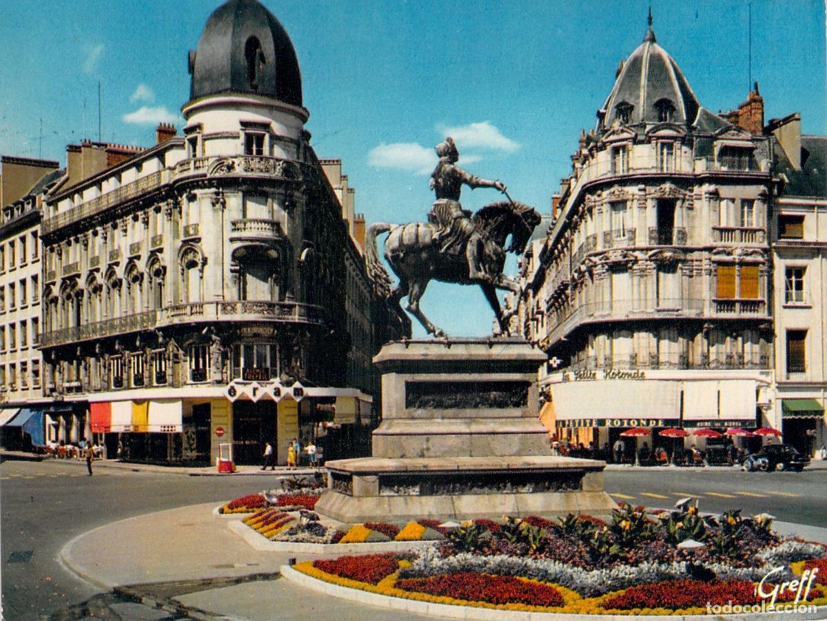 Postales: Postal de la Plaza del Martroi y estatua de Juana de Arco en Orleans