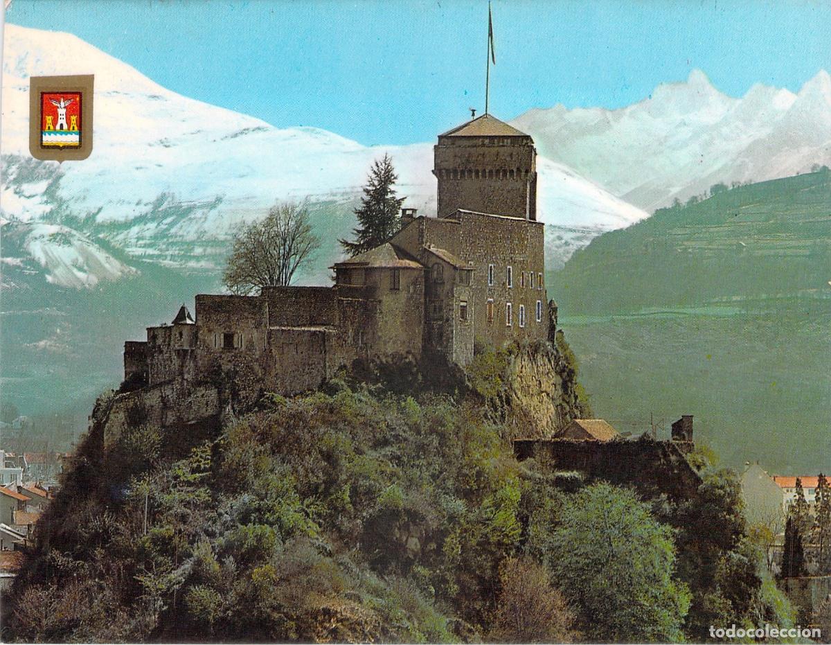 Postales: Postal del Castillo de Lourdes y los Pirineos