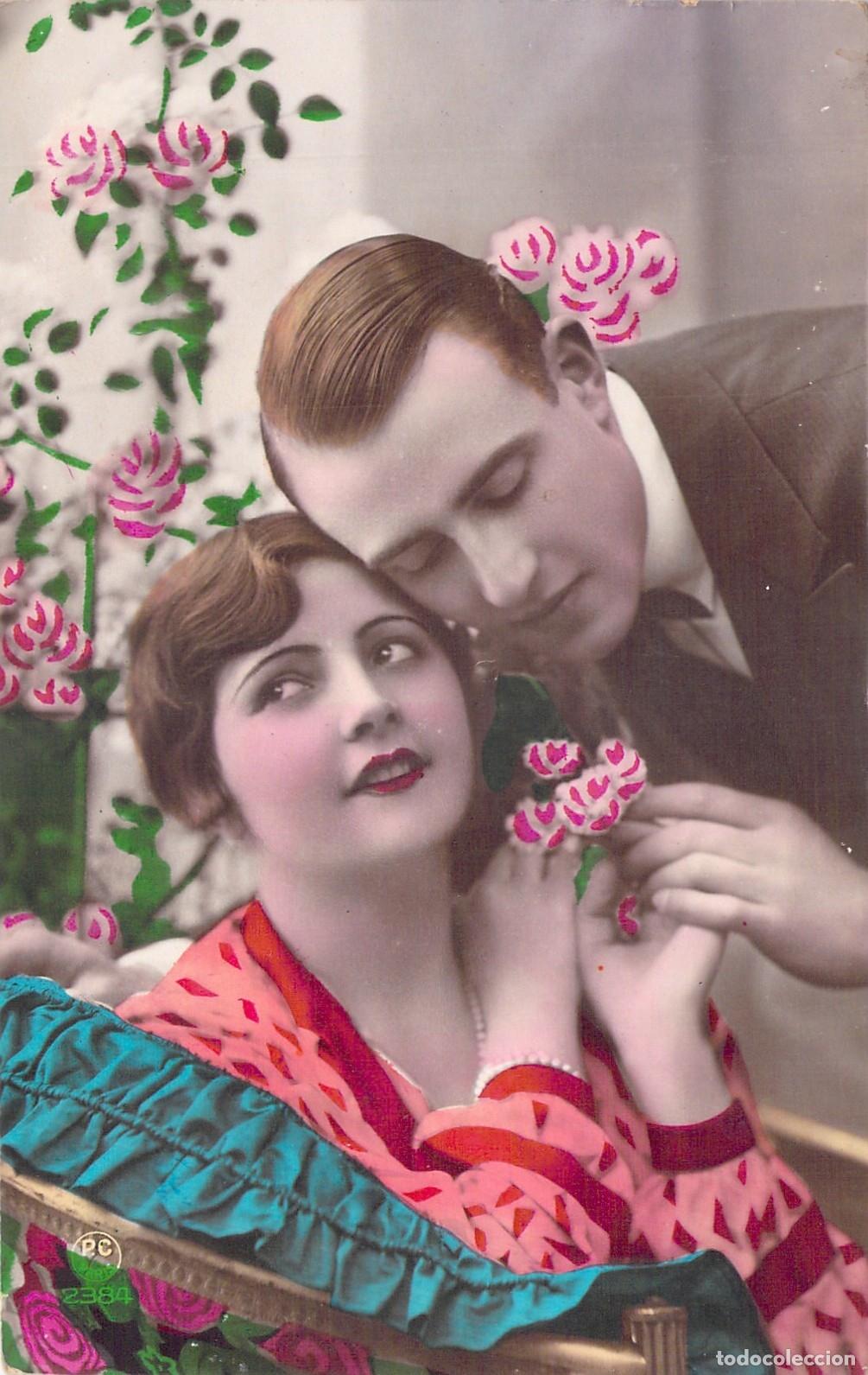 Postales: Postal con ilustraci&oacute;n rom&aacute;ntica de pareja