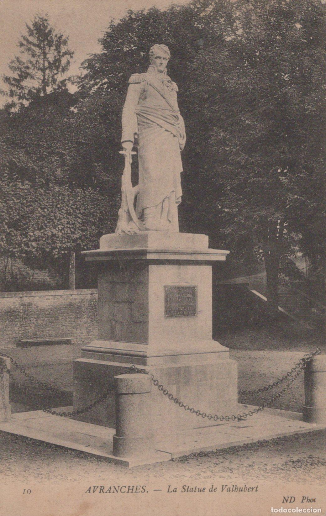 Postales: France Avranches Normandie Statue G&eacute;n&eacute;ral Valhubert *YAA012