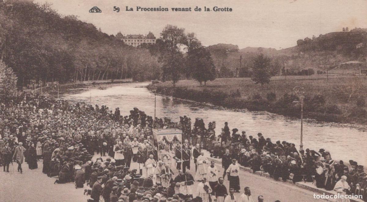 Postkarten: France Lourdes Procession Religieuse Grotte Unposted *YAA206