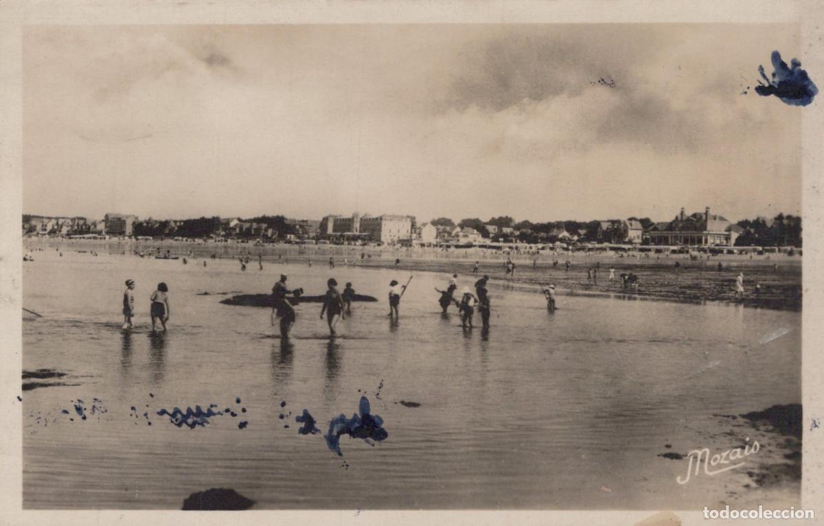 Postkarten: France Pornichet Plage Anim&eacute;e Avec Baigneurs et H&ocirc;tels *YAA224