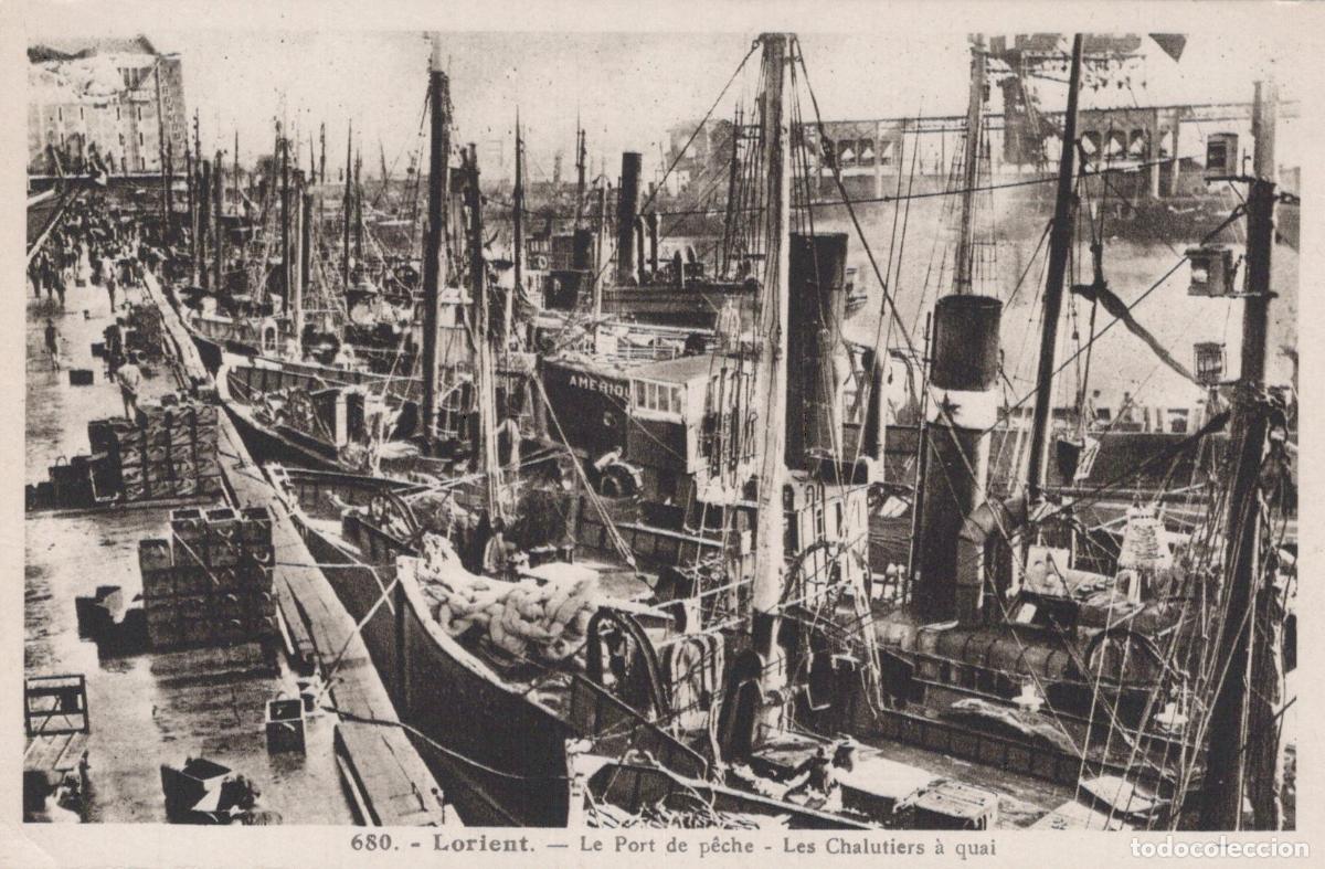 Postales: France Lorient Bretagne Port de P&ecirc;che Chalutiers &Agrave; Quai Unposted *YAA229