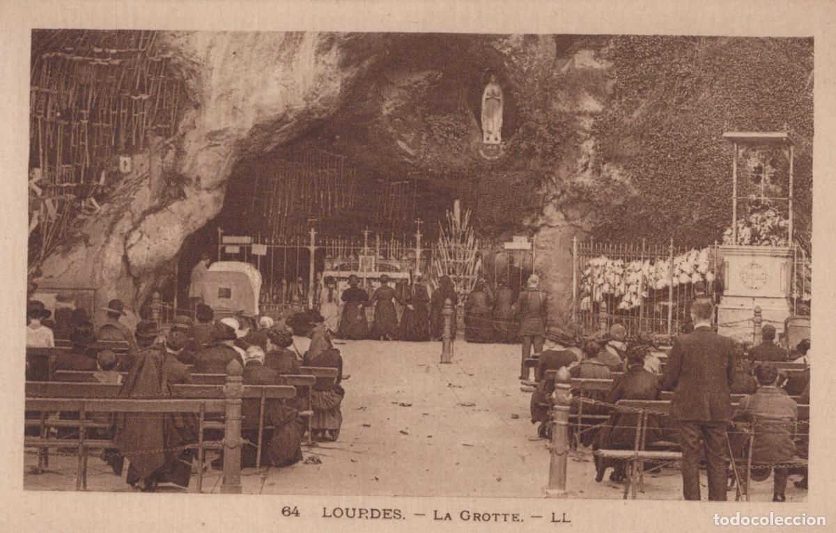 Cartes Postales: France Lourdes La Grotte de Massabielle Lieu de P&egrave;lerinage Unposted *YAA208