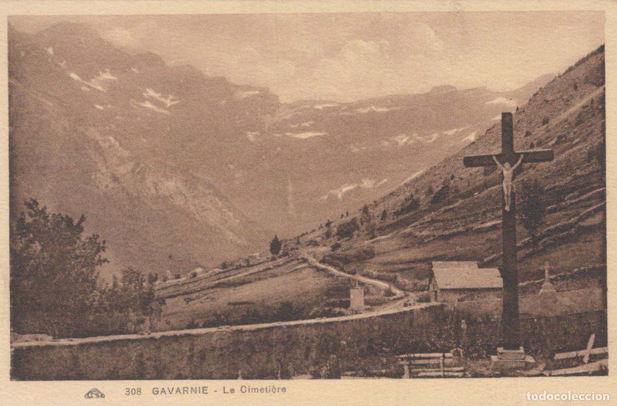 Cartes Postales: France Gavarnie Cimeti&egrave;re de Montagne Calvaire Unposted *YAA269