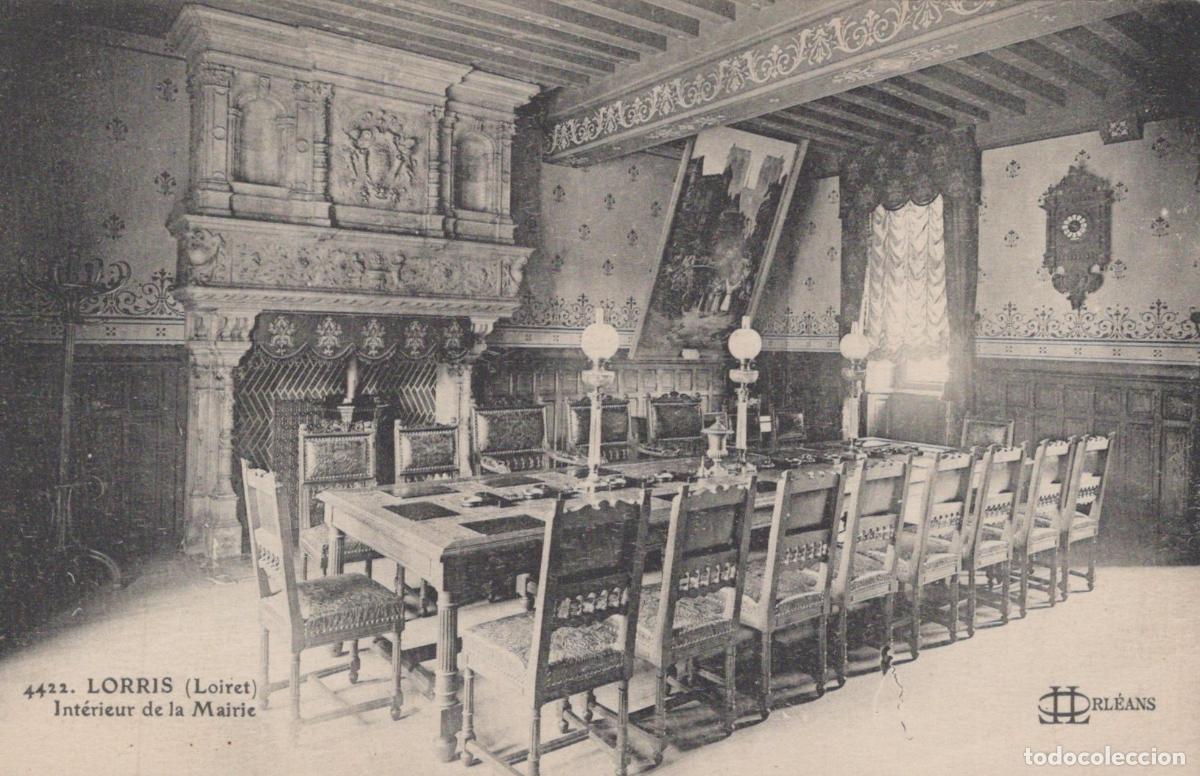 Cartes Postales: France Lorris Int&eacute;rieur Mairie Salle Conseil Chemin&eacute;e Sculpt&eacute;e Unposted *YAA284