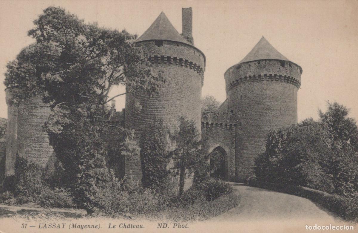 Postcards: France Lassay Le Ch&acirc;teau Architecture M&eacute;di&eacute;vale Unposted *YAA302