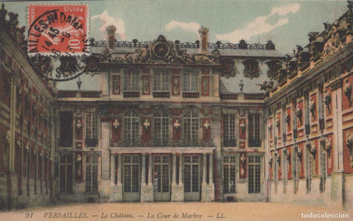 Postales: France Versailles &Icirc;le de Ch&acirc;teau Cour de Marbre Architecture *YAA331