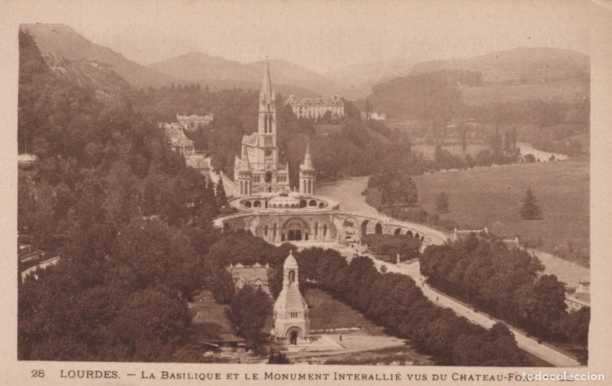 Cartes Postales: France Lourdes Basilique et Monument Interalli&eacute; Religion Unposted *YAA280