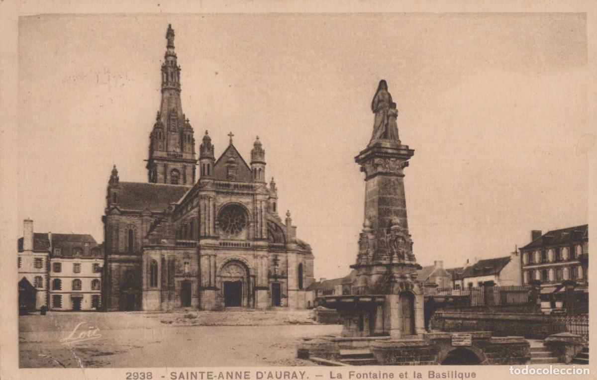 Postales: France Sainte Anne D Auray Bretagne la Fontaine et la Basilique *YAA373