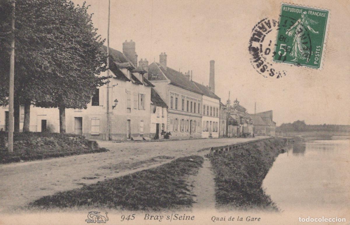 Postales: France Bray sur Seine &Icirc;le de Quai de la Gare Maisons Anciennes *YAA385
