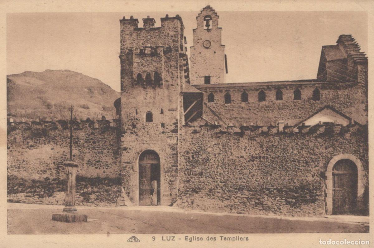 Postales: France Luz Eglise des Templiers Forteresse M&eacute;di&eacute;vale Unposted *YAA410