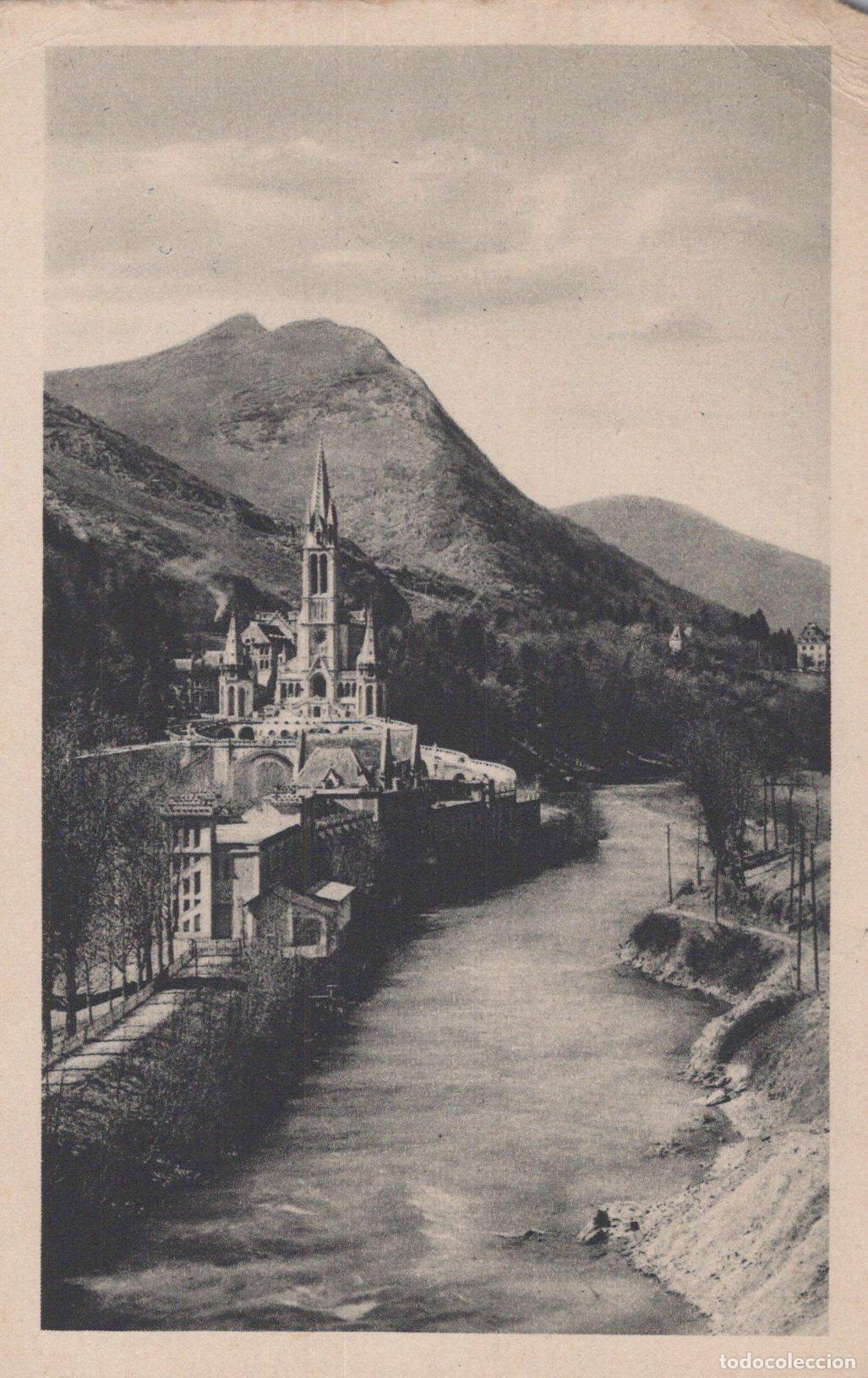 Postkarten: France Lourdes Basilique et Gave de Pau Architecture Unposted *YAA633