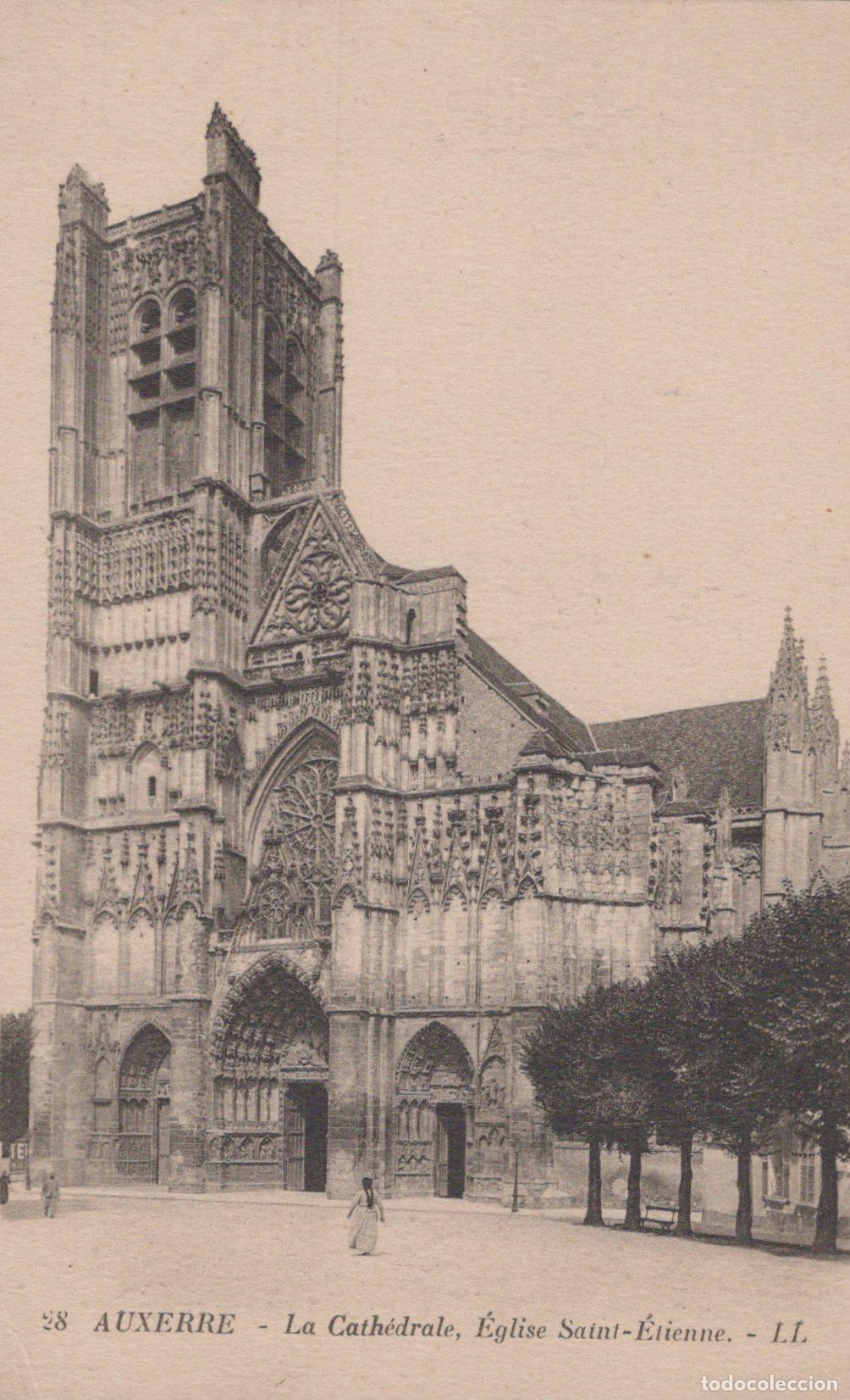 Postales: France Auxerre Bourgogne Cath&eacute;drale Saint &Eacute;tienne Architecture Unposted *YAA641
