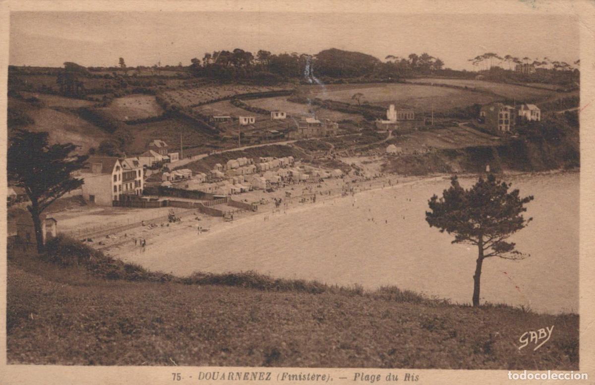 Postales: France Douarnenez Plage du Ris Sc&egrave;ne de Plage Unposted *YAA463