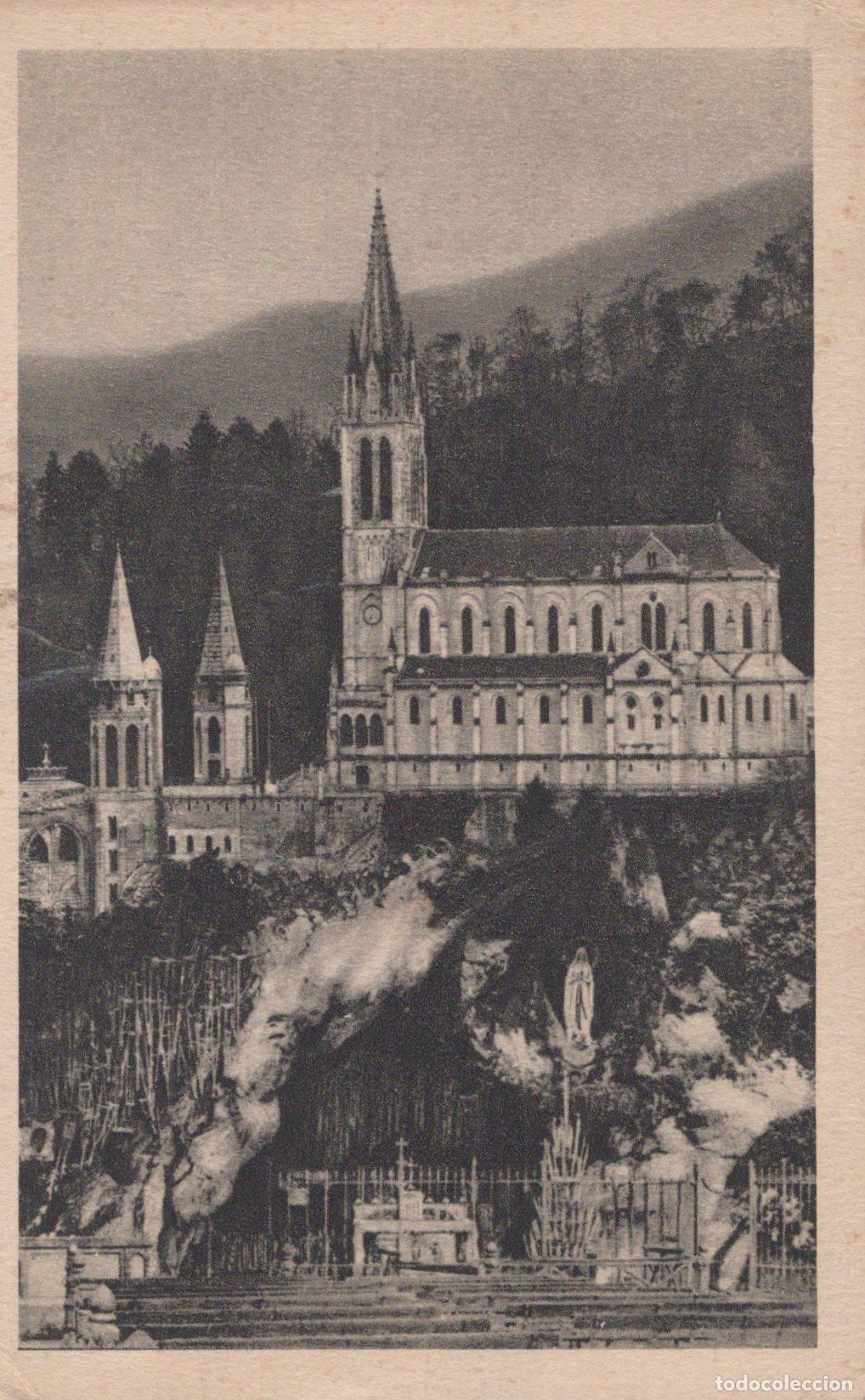 Postcards: France Lourdes Basilique Grotte Architecture Religion Unposted *YAA672