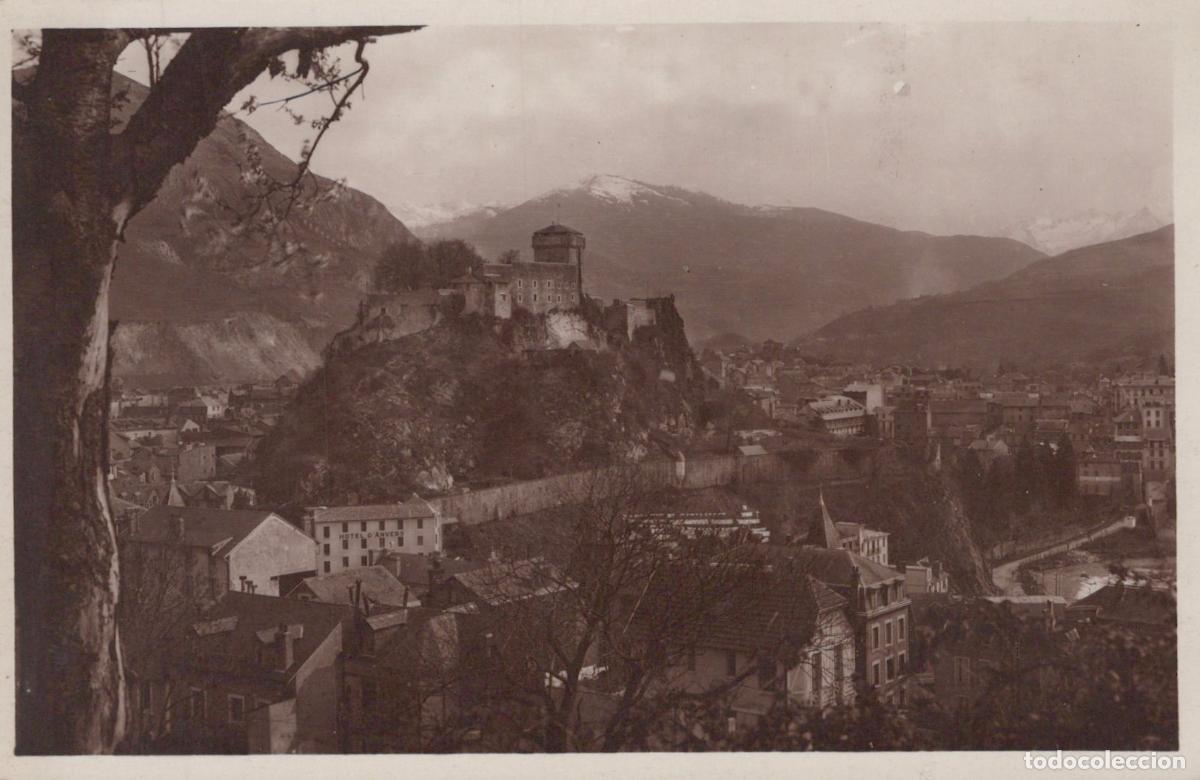 Postcards: France Sisteron Citadelle Vue Generale Unposted *YAA684