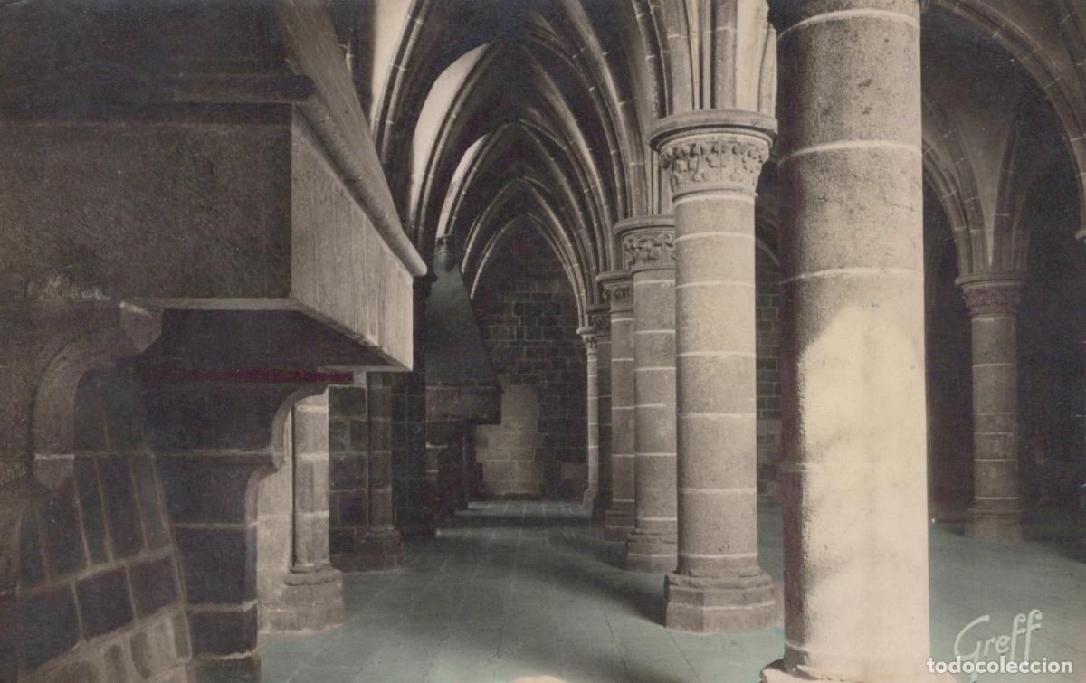 Postales: France Mont St Michel Salle des Chevaliers Architecture *YAA745