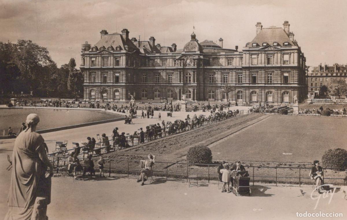 Postkarten: France Paris &Icirc;le de Jardin et Palais du Luxembourg Real Photo *YAA801