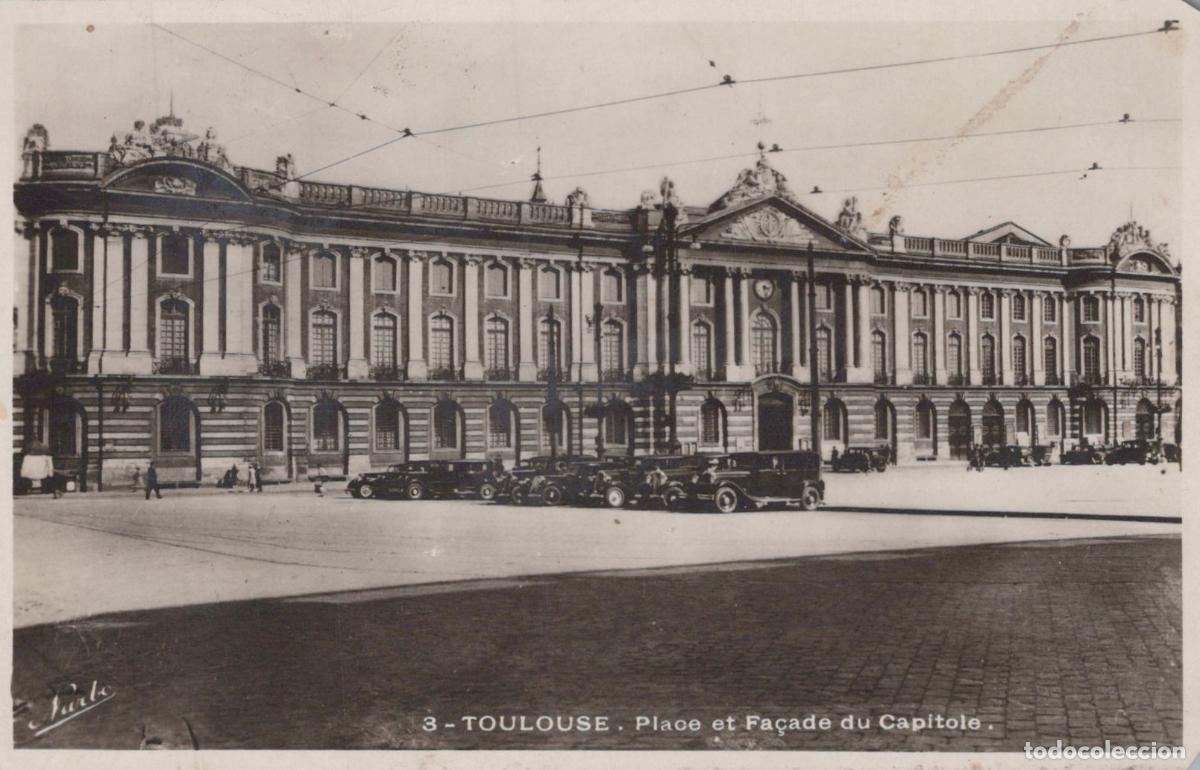 Postkarten: France Toulouse Place du Capitole Fa&ccedil;ade N&eacute;oclassique *YAA819