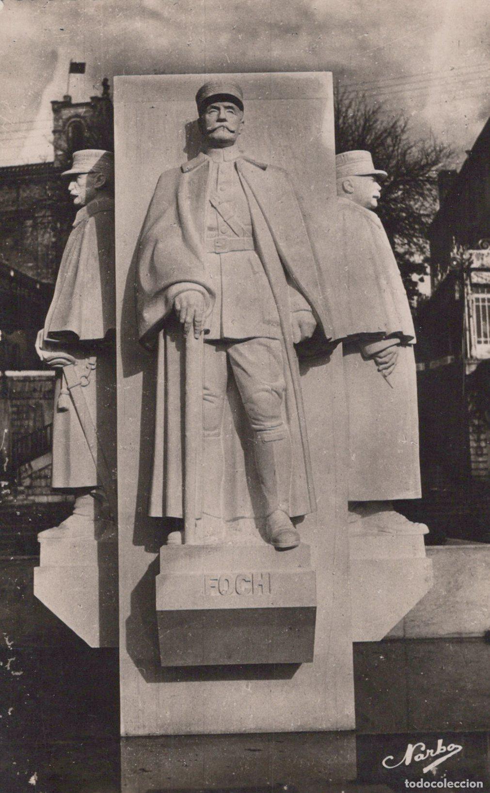 Postcards: France Saint Gaudens Monument Trois Mar&eacute;chaux Unposted *YAA854