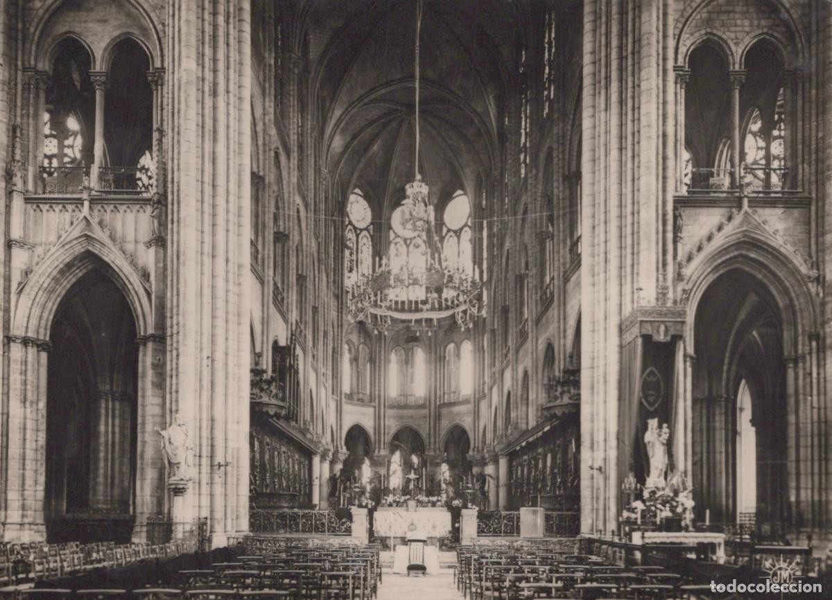Postkarten: France Paris &Icirc;le de Cath&eacute;drale Notre Dame Int&eacute;rieur Real Photo *YAA907